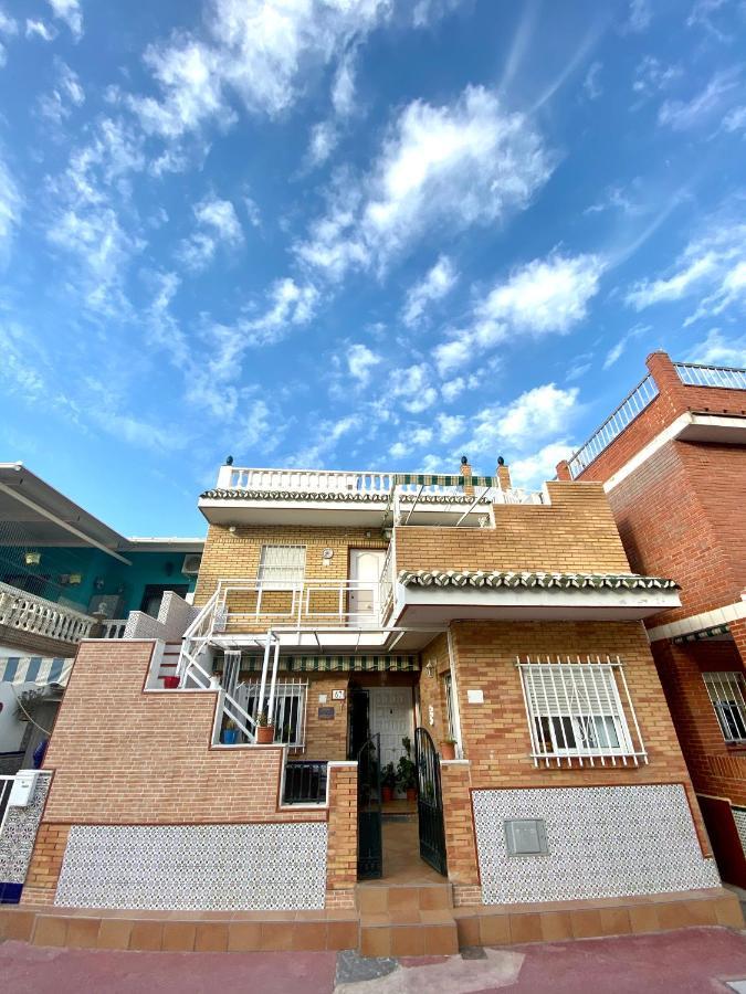 Casa Carmen Primera Linea De Playa Màlaga Exteriér fotografie